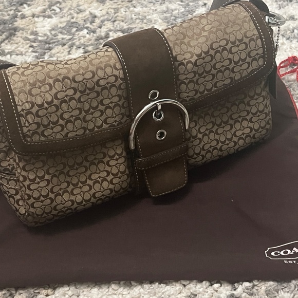 VINTAGE AUTHENTIC COACH SIGNATURE PURSE, WALLET AND MORE - Picture 4 of 16